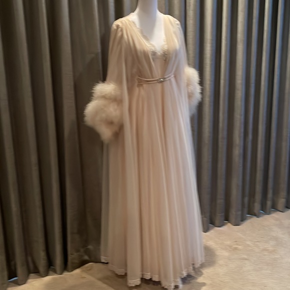 Lucie Ann Claire Sandra of Beverly Hills Other - Beyond Fabulous Lucie Ann of Beverly Hills feather Peignoirs Set